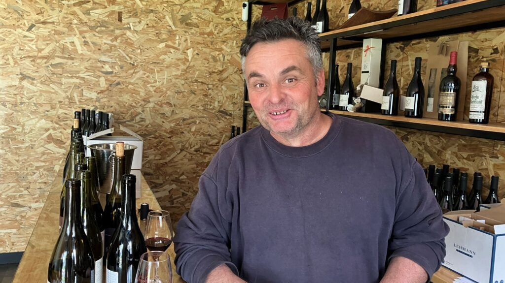 フランスワイン生産者を訪ねる旅2024年 No.2 〜オーヴェルニュ地方の中心部 コート・ドーヴェルニュ〜 - 恵比寿ワインマート