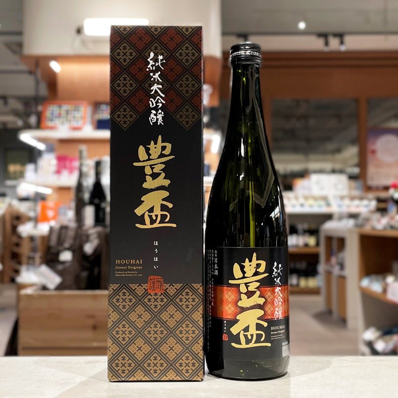 豊盃 純米大吟醸 (こぎん刺し模様)【箱入】 - 恵比寿ワインマート