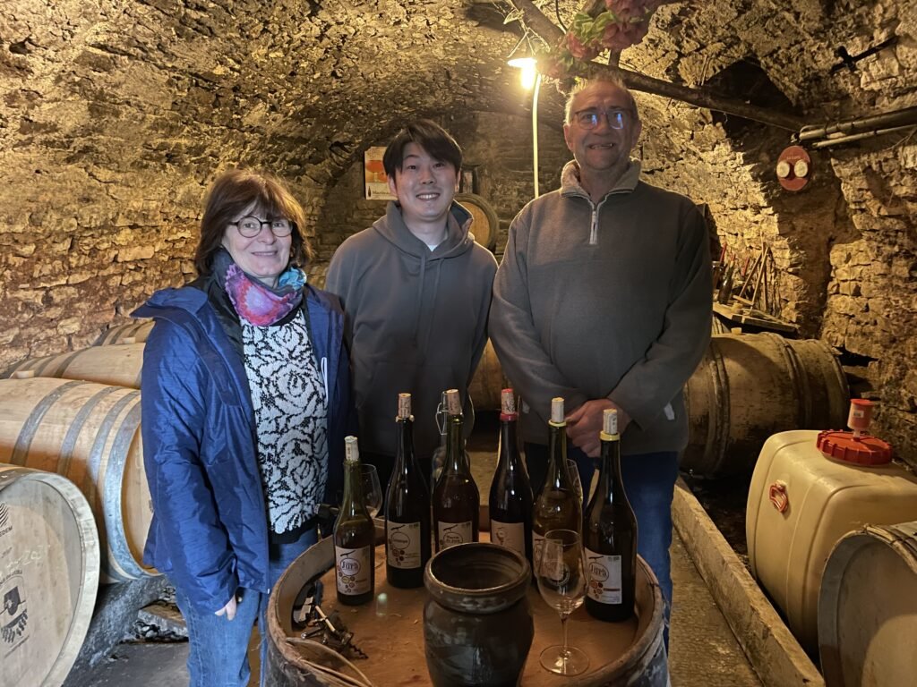フランスワイン生産者を訪ねる旅　2023年　No.20　〜レパートリー豊かなワインが生み出されるジュラ地方へ〜 - 恵比寿ワインマート