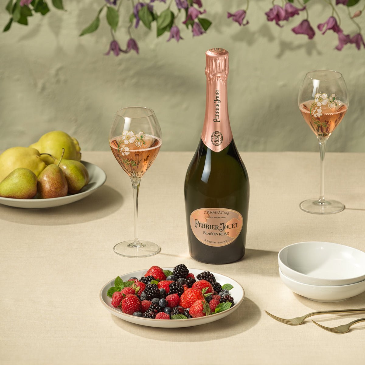 ペリエ・ジュエ ブラゾン・ロゼ NV エコロジカル・ボックス – 恵比寿