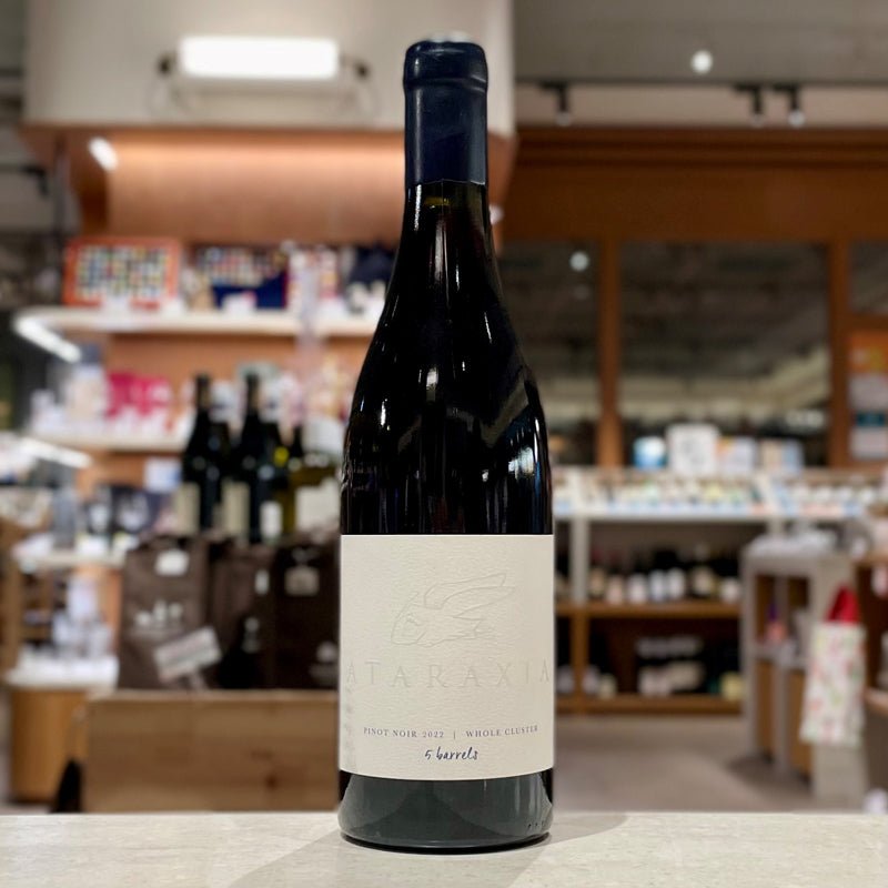 アタラクシア・ワインズ ピノ・ノワール ホールクラスター 2022