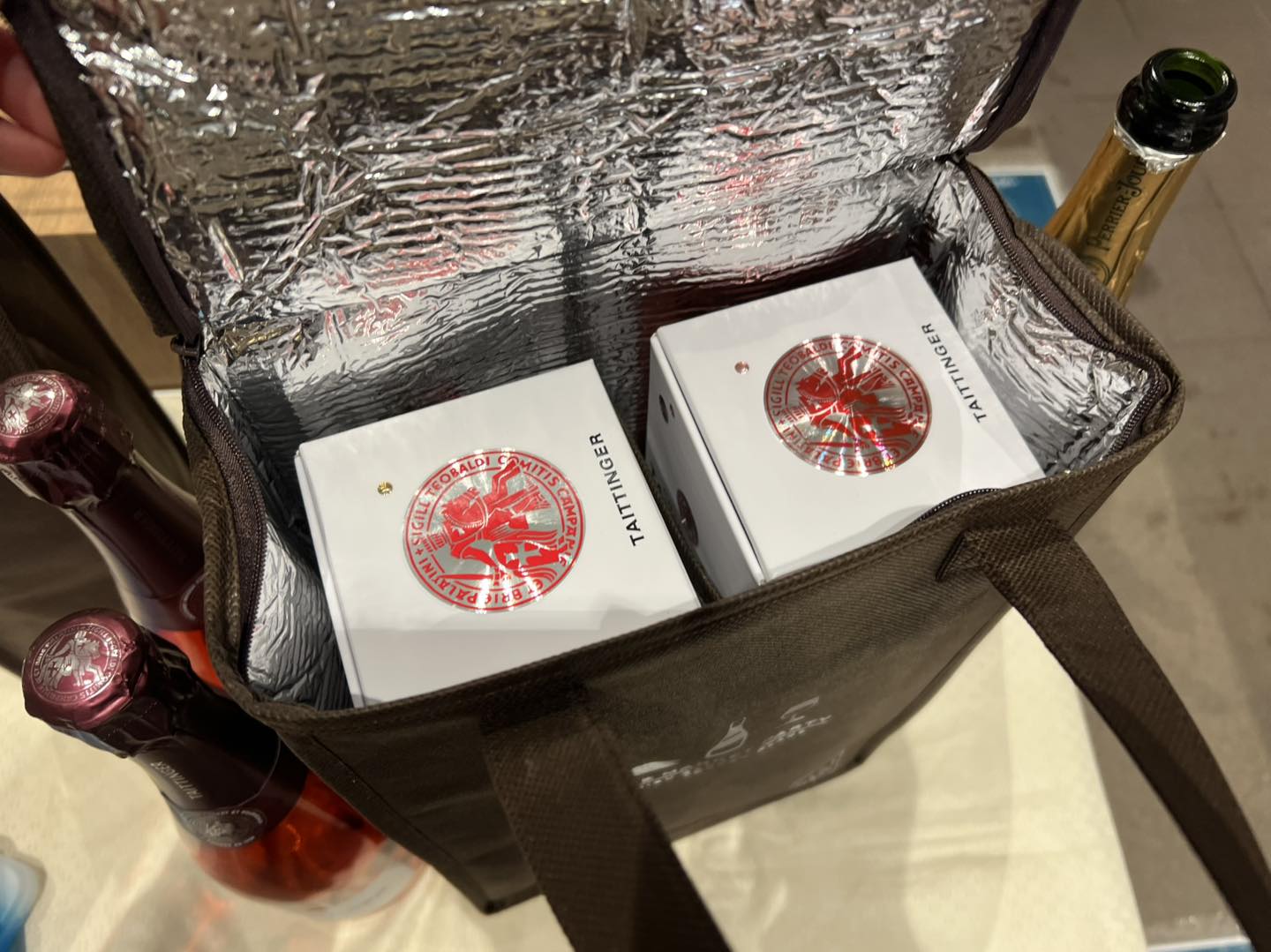 WINE MARKET PARTY オリジナル保冷バッグ 2本用 - 恵比寿ワインマート