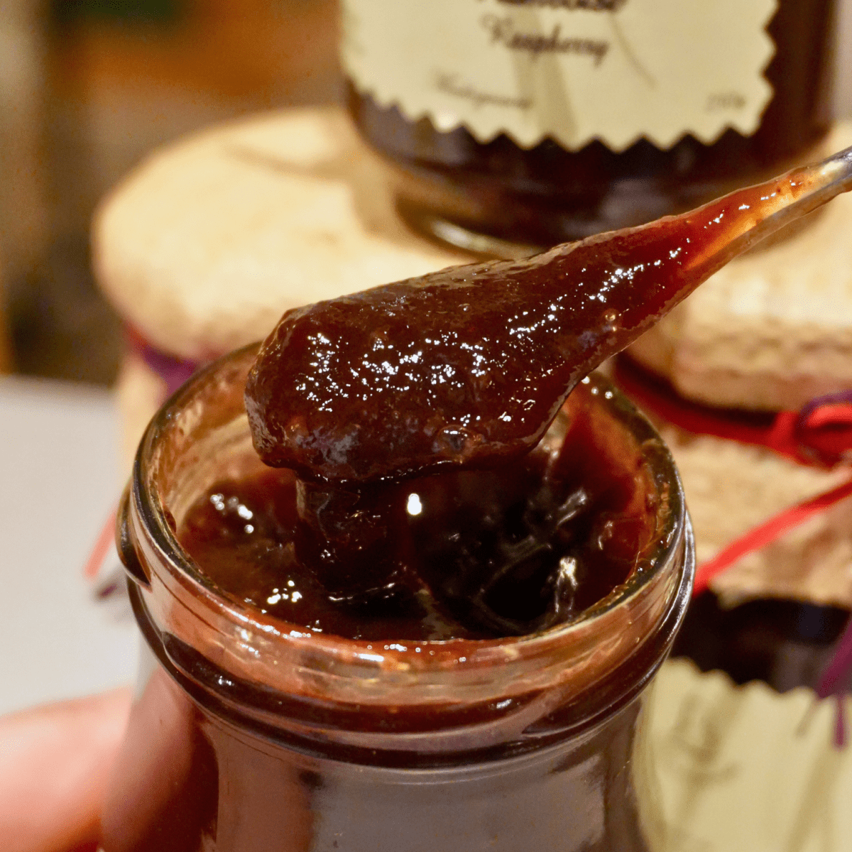 ベルナデッテ・デ・ラベルネッテ　コンフィチュール（ラズベリー） - 恵比寿ワインマート