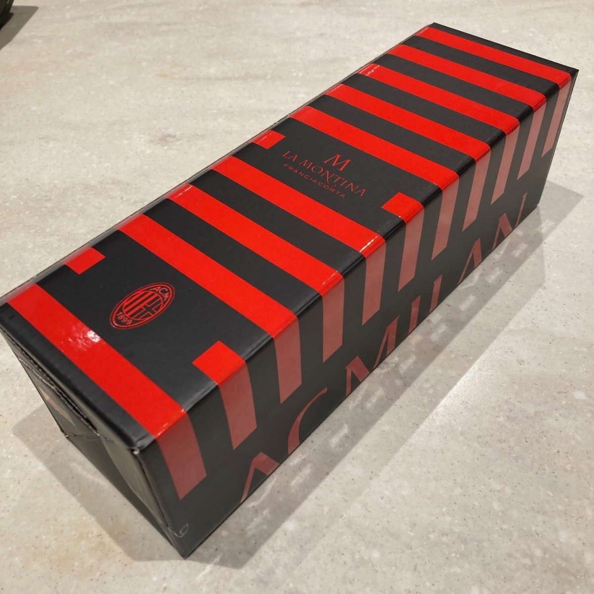 カンティーナ・ラ・モンティーナ フランチャコルタ・エクストラ